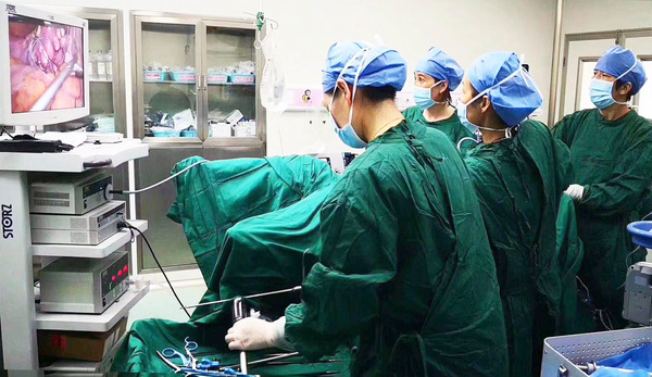 腹腔镜手术